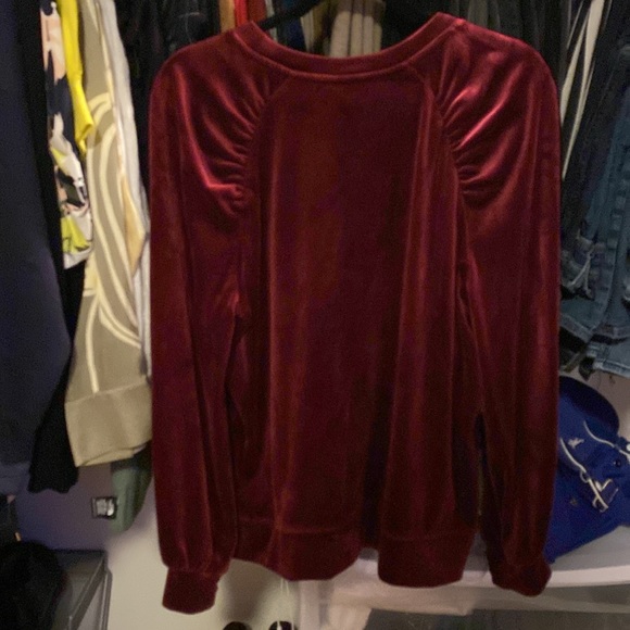 Dark red velvet long sleeve top - Picture 2 of 2